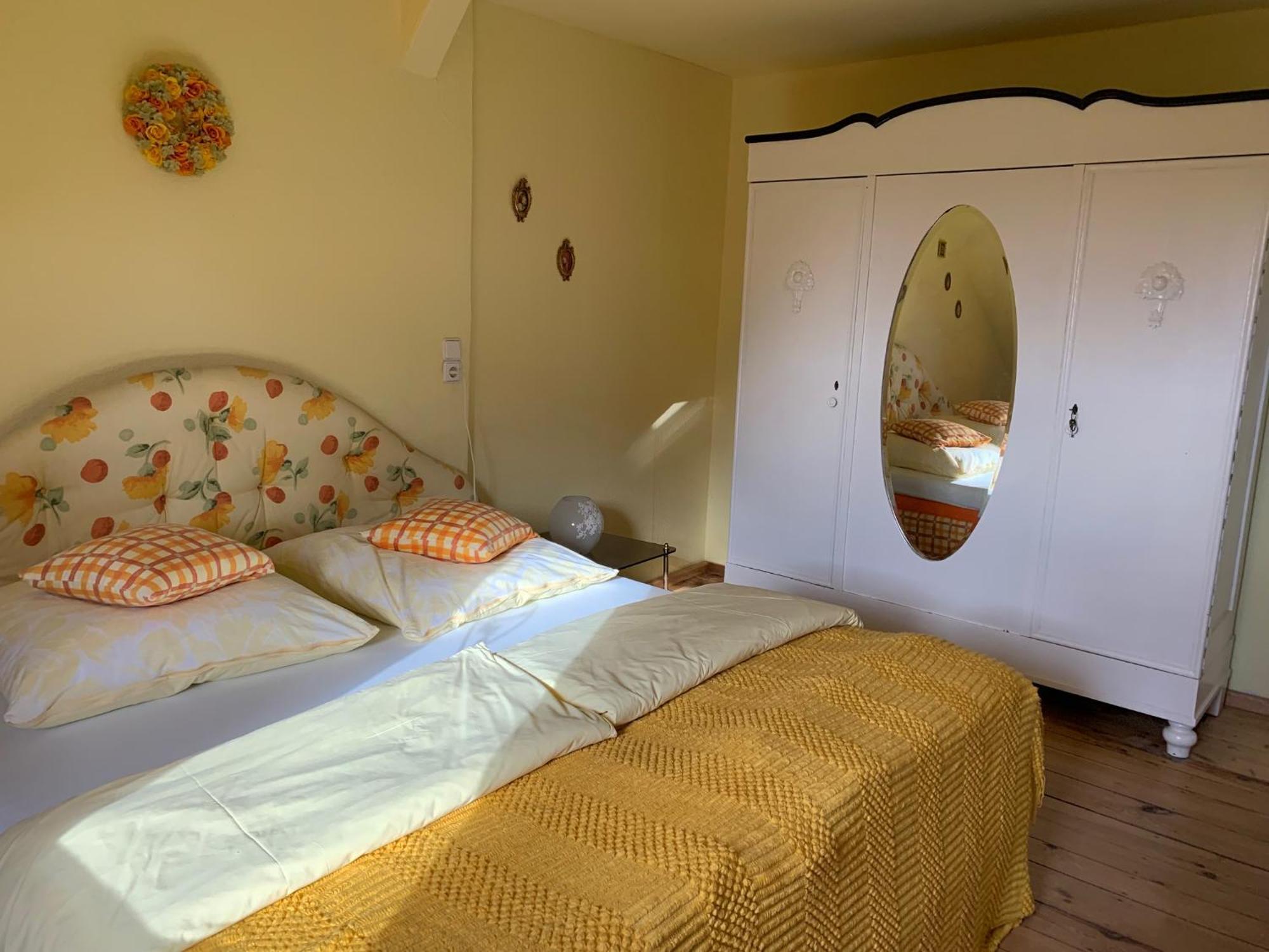 Vierseitenhof Hasenfelde - Ferienwohnung Feldblick Steinhofel Екстериор снимка